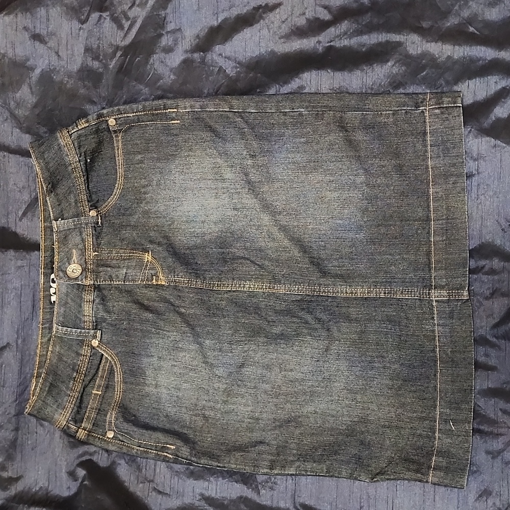 RE_ MIDI DENIM SKIRT SZ 8 WOMENS W/BACK POCKETS